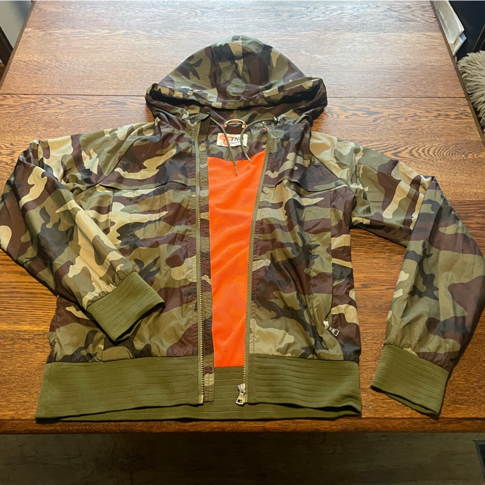Ladies TNA spring jacket